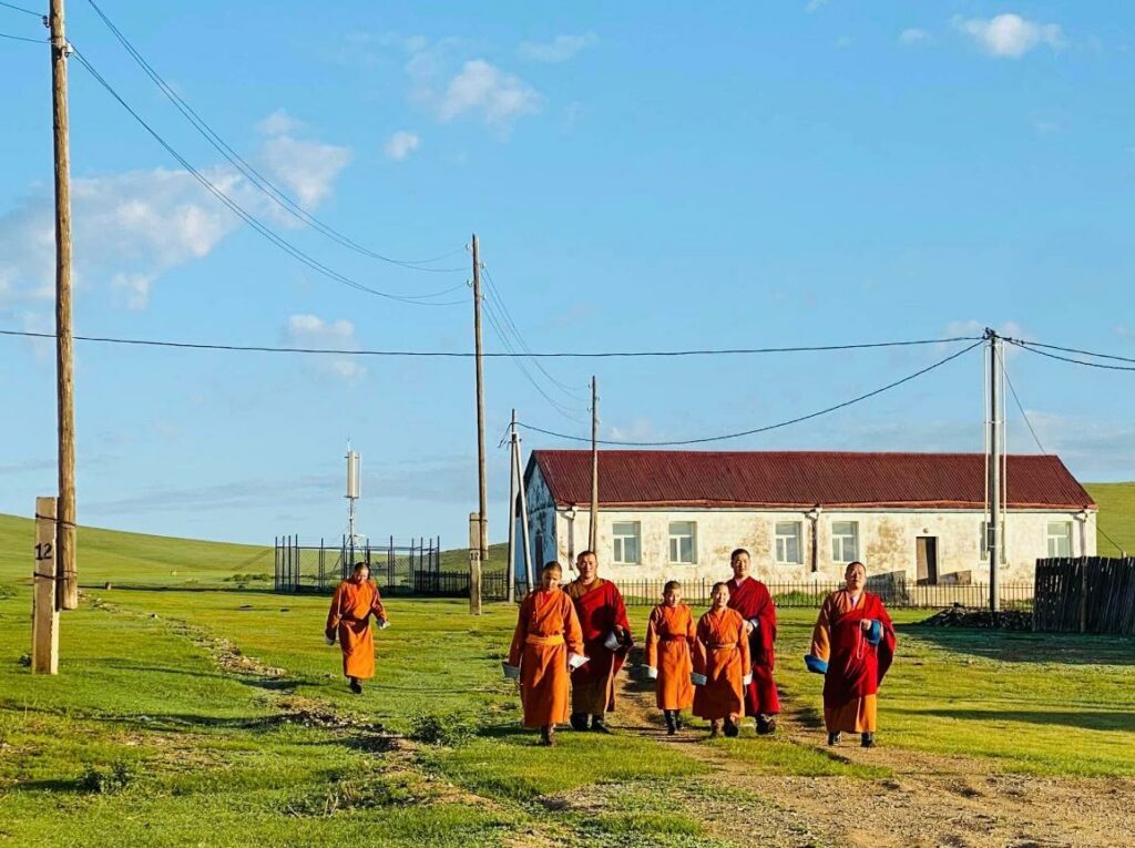 Shank monastery 8